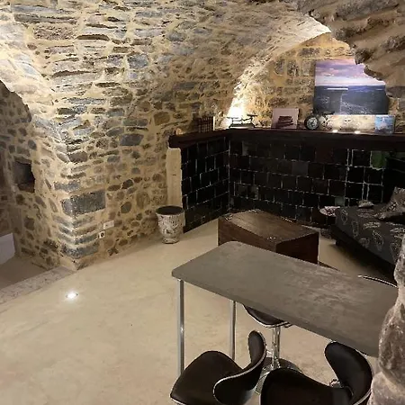 Logement Troglodyte Au Coeur D Anduze *